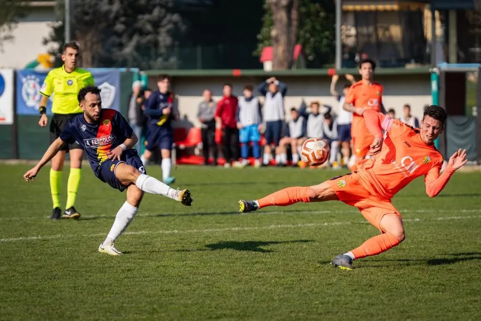 Hàng công Roma cứu ghế Fonseca Hàng công Roma cứu ghế Fonseca