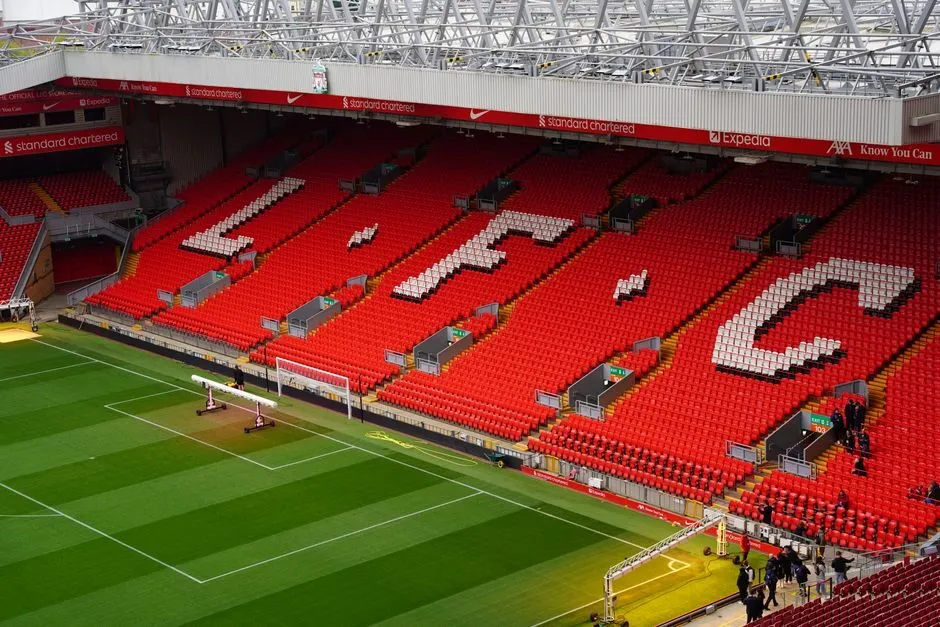 Tổng hợp vòng 8 Ngoại hạng Anh: Southampton 'lên đỉnh' chớp mắt, M.U 'chết đuối vớ được cọc' Tổng hợp vòng 8 Ngoại hạng Anh: Southampton 'lên đỉnh' chớp mắt, M.U 'chết đuối vớ được cọc'