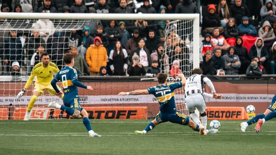 Juventus phải sinh tồn bằng 'ống thở' Ronaldo Juventus phải sinh tồn bằng 'ống thở' Ronaldo