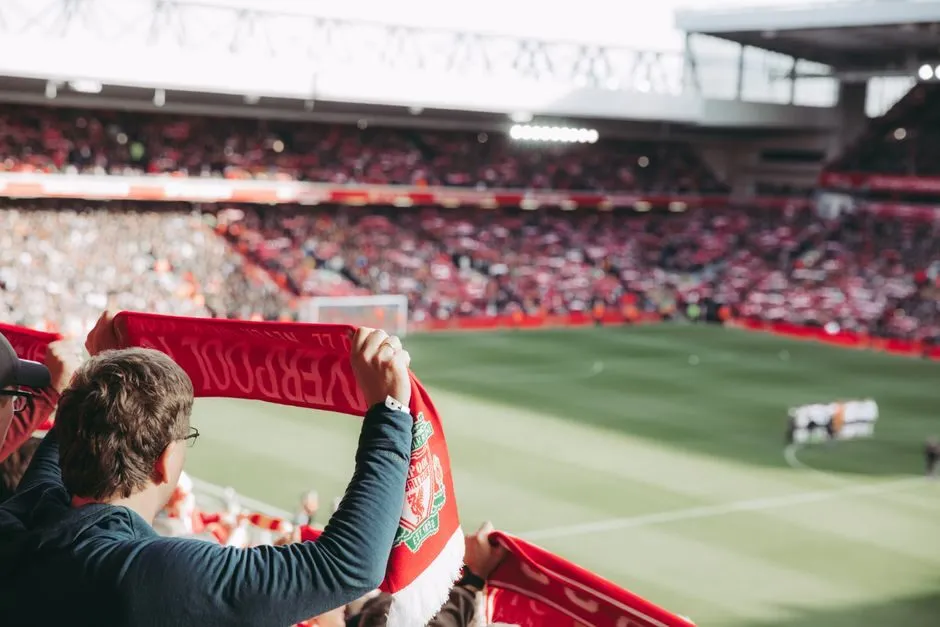 Đội hình hay nhất của M.U ở Premier League do các fan bình chọn